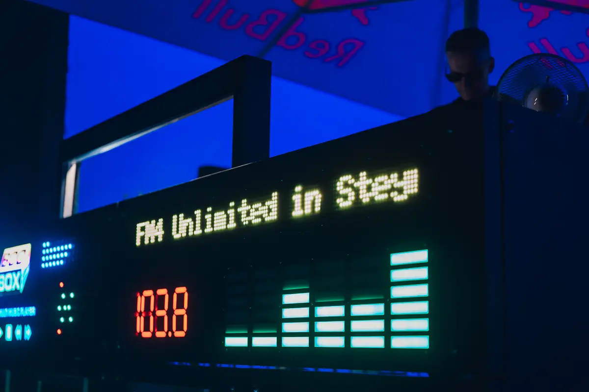 (c) Niklas Schnaubelt